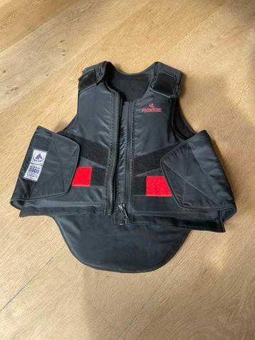 Gedegen body protector beschikbaar voor biedingen