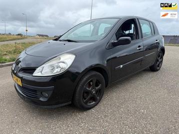 Renault Clio 1.6-16V Dynamique S Airco Trekhaak HalfLeder Cr beschikbaar voor biedingen