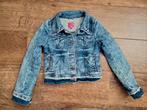 Jubel spijkerjasje mt 128, Kinderen en Baby's, Kinderkleding | Maat 128, Meisje, Ophalen of Verzenden, Zo goed als nieuw, Jubel