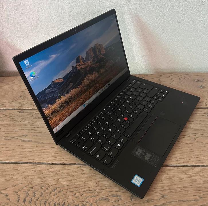 Lenovo ThinkPad X1 Carbon Gen 7 – i5-8265U |16Gb | 256GB ssd, Computers en Software, Windows Laptops, Refurbished, 14 inch, SSD
