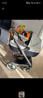 Mutsy igo in nette staat, Zo goed als nieuw, Met reiswieg, Mutsy, Ophalen