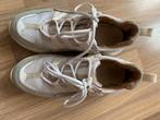 Dames Schoenen sneakers 38 maat, Beige, Ophalen of Verzenden, Sneakers of Gympen, Zo goed als nieuw