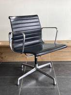 3 Vitra Eames EA 108 stoelen, aluminium, zwart leer, Huis en Inrichting, Vitra, Zwart, Design, Ophalen of Verzenden
