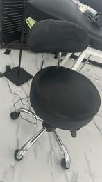 Stoel voor wimper styliste, Ophalen of Verzenden, Zo goed als nieuw, Zwart