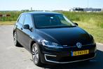 Mooie Zwarte Volkswagen e-Golf 2019 136pk NL auto 68k km NAP, Zwart, 4 cilinders, Zwart, Origineel Nederlands