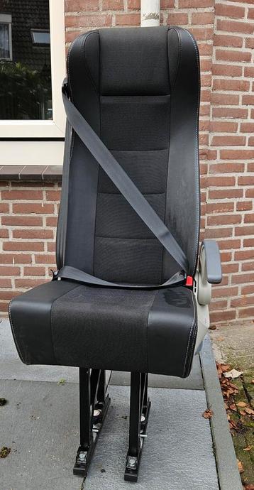 RDW Goedgekeurde Camper Zitplaats zwart zgan beschikbaar voor biedingen
