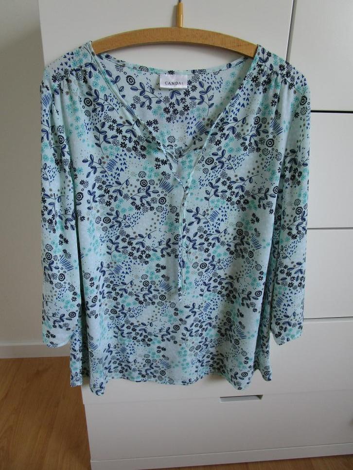 Gebloemde tuniek blouse maat 44, Kleding | Dames, Blouses en Tunieken, Zo goed als nieuw, Maat 42/44 (L), Blauw, Ophalen of Verzenden