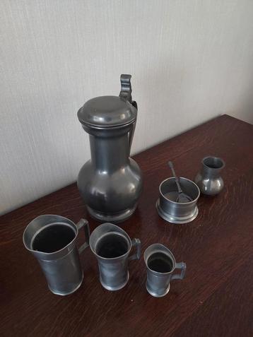 Antiek Tinnen Servies - Kan, Vaasjes, Suikerpot beschikbaar voor biedingen