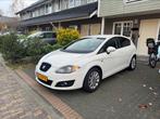 Seat Leon 1.8 TSI 118KW DSG 2010 Wit AUTOMAAT LEER, Auto's, Seat, 65 €/maand, 15 km/l, 4 cilinders, Wit