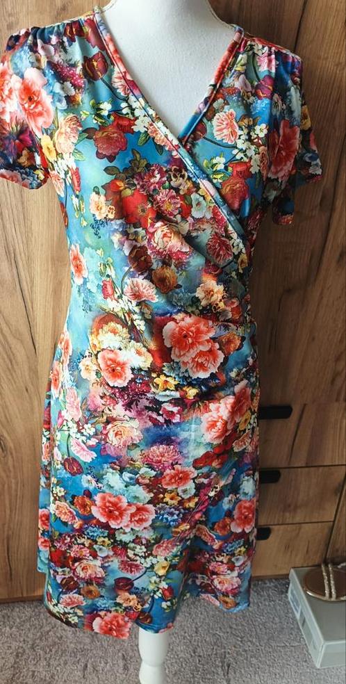 Prachtige Zoë jurk van Tantilly bloem maat M nieuw, Kleding | Dames, Jurken, Nieuw, Maat 38/40 (M), Overige kleuren, Onder de knie