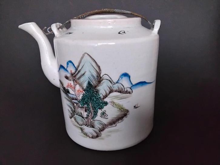 Prachtige chinese porseleinen theepot., Antiek en Kunst, Antiek | Porselein, Ophalen of Verzenden