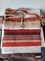 Zelfgehaakte schoudertas herfstkleuren, Sieraden, Tassen en Uiterlijk, Tassen | Schoudertassen, Ophalen of Verzenden, Nieuw, Bruin