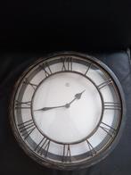 Klok te koop !, Ophalen, Gebruikt, Analoog, Wandklok