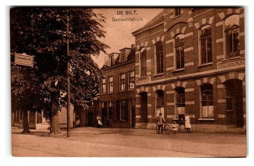 De Bilt, Gemeentehuis. Nauta 9422, Verzamelen, Ansichtkaarten | Nederland, Gelopen, Utrecht, 1920 tot 1940, Verzenden