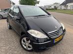 Mercedes-Benz A-klasse 150 Avantgarde Airco, Stoelverwarming, Voorwielaandrijving, 15 km/l, Zwart, Stoelverwarming