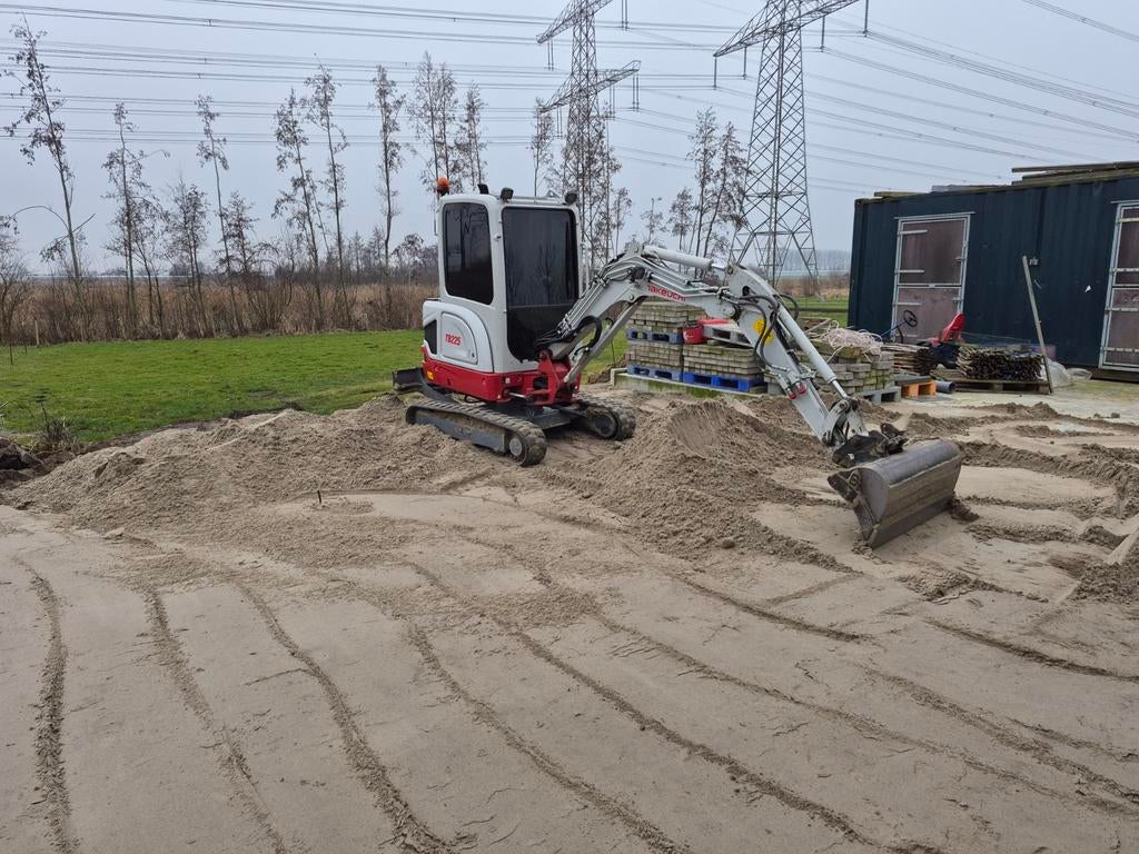 Te huur grondverzet machines, Tuin en Terras, Ophalen of Verzenden, Nieuw