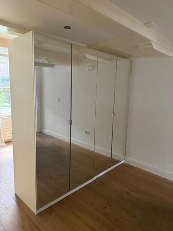 Gloednieuwe!!! Pax kast IKEA met spiegel deuren 200x200x60 beschikbaar voor biedingen