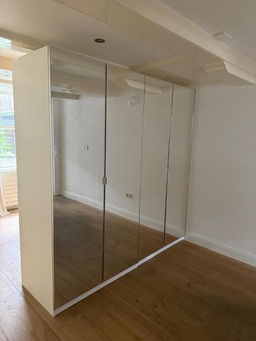 Gloednieuwe!!! Pax kast IKEA met spiegel deuren 200x200x60, Huis en Inrichting, Kasten | Kledingkasten, Nieuw, 200 cm of meer