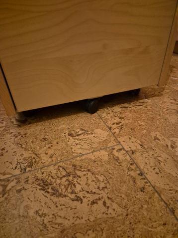 IKEA ladekast op wieltjes - afbeelding 3