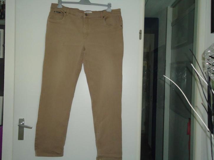 broek merk danny beige denimbroek de tw = 110, Kleding | Heren, Broeken en Pantalons, Gedragen, Beige, Ophalen of Verzenden