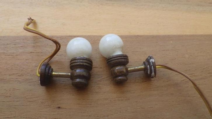 Poppenhuis: Vintage Wandlampje, Verzamelen, Poppenhuizen en Toebehoren, Gebruikt, Poppenhuis, Ophalen of Verzenden