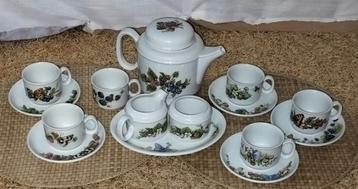 Compleet Marjolein Bastin Wedgwood servies beschikbaar voor biedingen