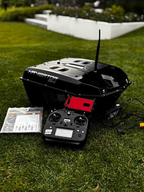 Navigator mini voerboot met dragonfly pro 5, Hobby en Vrije tijd, Modelbouw | Radiografisch | Helikopters en Quadcopters, Zo goed als nieuw