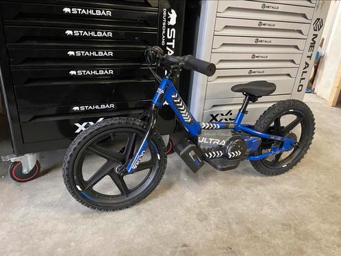 Elektrische loopfiets 16 inch blauw NIEUW €310,00, Kinderen en Baby's, Speelgoed | Buiten | Voertuigen en Loopfietsen, Nieuw, Ophalen of Verzenden