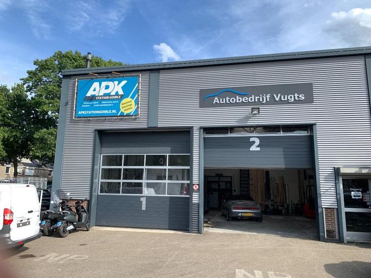 2x garagedeur (4000x4000) (gekeurd), Doe-het-zelf en Verbouw, Deuren en Horren, Gebruikt, Garagedeur, 215 cm of meer, 120 cm of meer