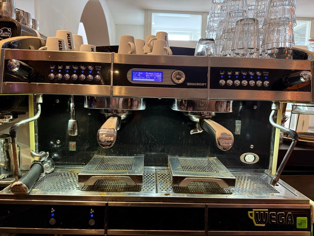 WEGA Concept Espressomachine - Horeca, Zakelijke goederen, Horeca | Keukenapparatuur, Ophalen, Gebruikt, Koffie en Espresso