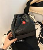 Chanel gabrielle leather backpack, Sieraden, Tassen en Uiterlijk, Uiterlijk | Parfum, Zo goed als nieuw, Ophalen