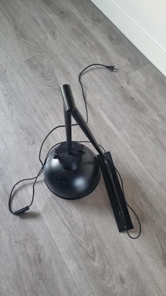 Zwarte wandlamp Karwei, Huis en Inrichting, Lampen | Vloerlampen, Gebruikt, 100 tot 150 cm, Metaal, Ophalen