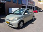 Daihatsu Sirion 2 1.3-16V Comfort AUTOMAAT CARPLAY Lage KM, Gebruikt, 4 cilinders, Beige, Bedrijf