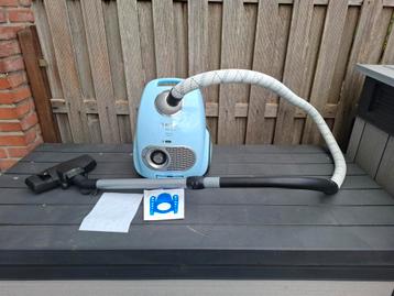 Bosch moveon stofzuiger 2200 watt beschikbaar voor biedingen