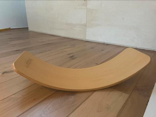 Wobbel original balansbord met wolvilt in mosterd, Kinderen en Baby's, Speelgoed | Hobbelfiguren, Gebruikt, Ophalen