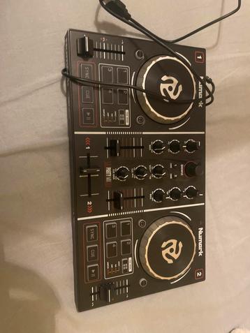Dj mixer nunmark beschikbaar voor biedingen