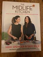 The Midlife Kitchen - Gezonde Recepten, Voorgerechten en Soepen, Ophalen of Verzenden, Zo goed als nieuw, Gezond koken