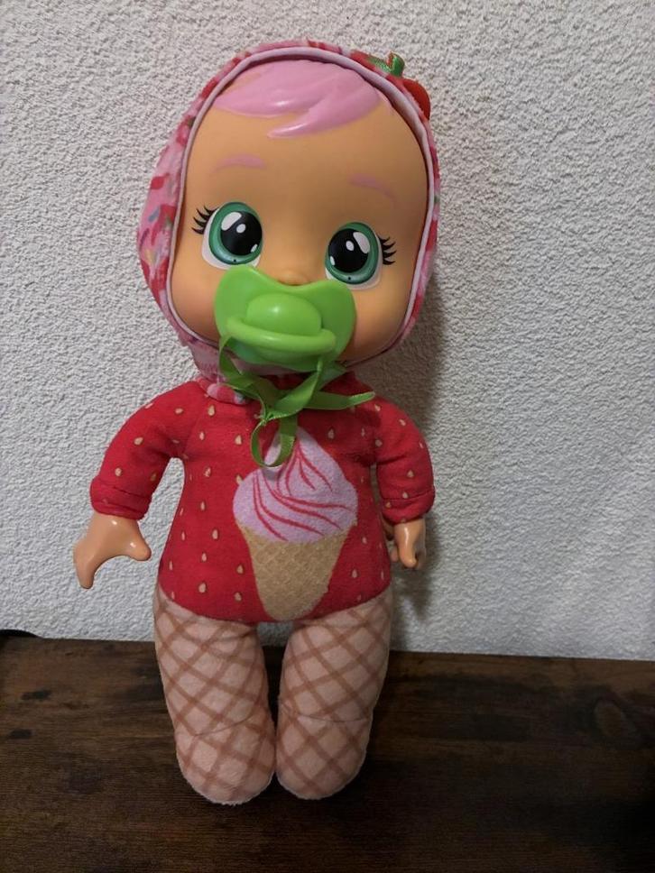 Cry Babies Frozen Tutti Frutti Ella Strawberry icecream ZGAN, Kinderen en Baby's, Speelgoed | Poppen, Zo goed als nieuw, Overige typen
