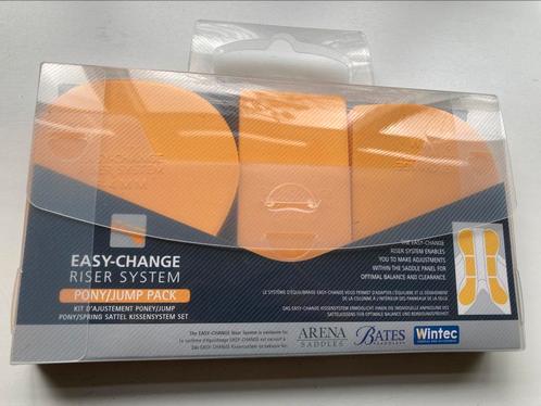 Wintec/Arena/Bates Easy Change riser pack pony/spring, Dieren en Toebehoren, Paarden en Pony's | Hoofdstellen en Tuigage, Nieuw