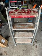 Gebruikte Trap - Stevig en Functioneel, Doe-het-zelf en Verbouw, Ladders en Trappen, Ophalen, Gebruikt, Trap, Minder dan 2 meter