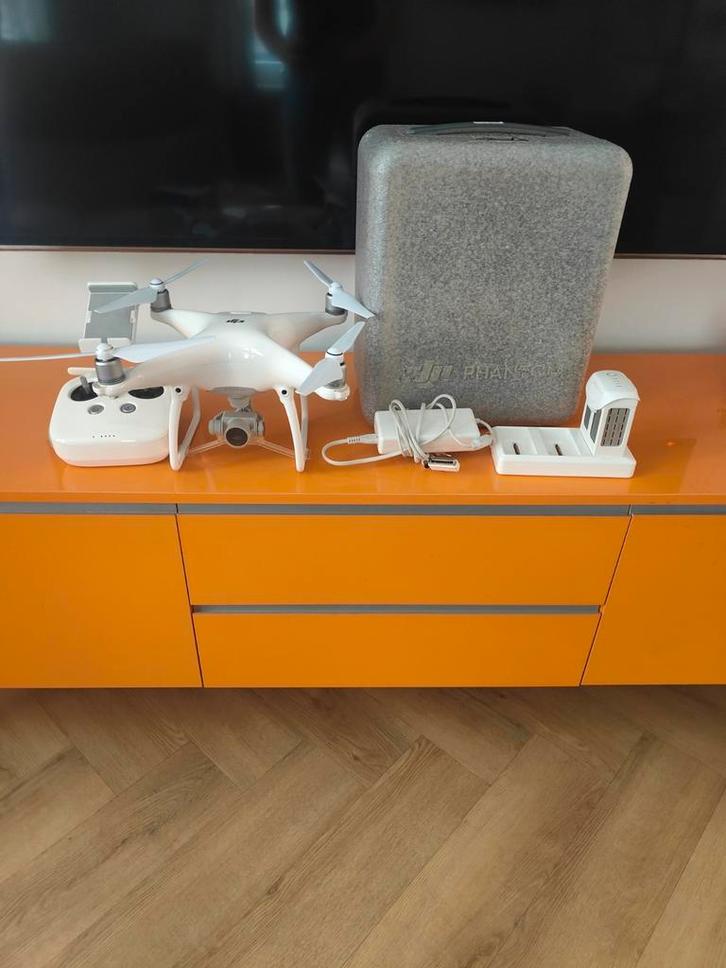 DJI Phantom 4 met 2 Accu's, Audio, Tv en Foto, Drones, Gebruikt, Drone met camera, Ophalen of Verzenden