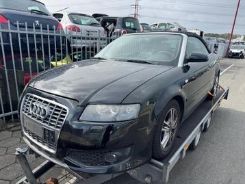 Audi A4 Cabriolet 1.8 Turbo 2004 veel onderdelen voorradig  beschikbaar voor biedingen