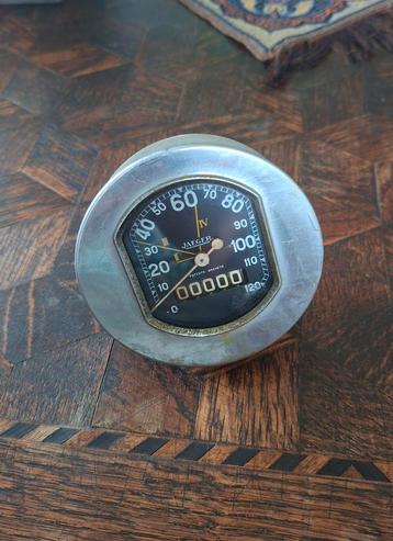 Antieke Jaeger Kilometerteller beschikbaar voor biedingen