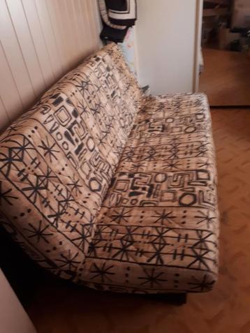 Slaapbank / zitbank 125 x 195 beschikbaar voor biedingen