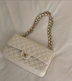 CC classic medium flap bag, Sieraden, Tassen en Uiterlijk, Tassen | Damestassen, Ophalen of Verzenden, Nieuw, Wit, Schoudertasje