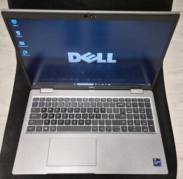 Dell Precision 3561 Core i9-11950H 2.6GHz 512GB SSD 32GBDDR4 beschikbaar voor biedingen