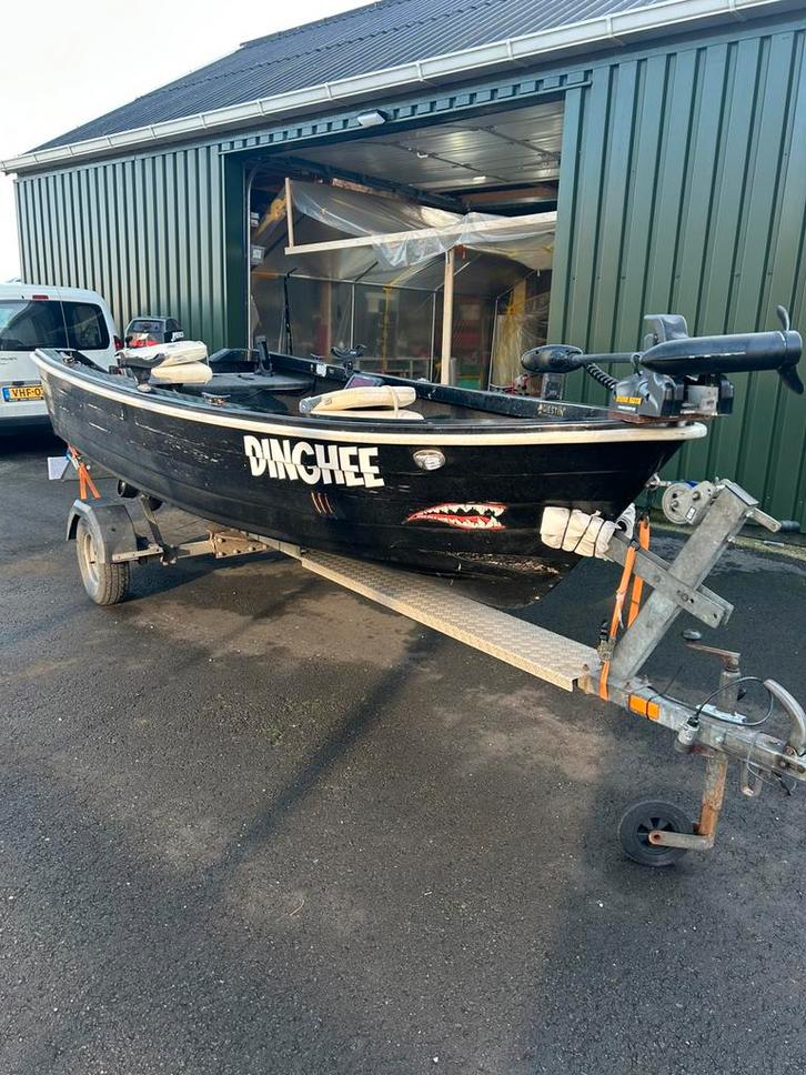 Roofvis boot cresent 410, Watersport en Boten, Vis- en Consoleboten, Gebruikt, 10 tot 30 pk, 3 tot 6 meter, Benzine, Buitenboordmotor