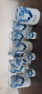 Mooie sierpotten. Delfsblauw ontwerp, Ophalen, Zo goed als nieuw