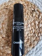 Chanel perfection lumiere velvet spf 15 kleur 70 beige 20 ml, Sieraden, Tassen en Uiterlijk, Uiterlijk | Cosmetica en Make-up