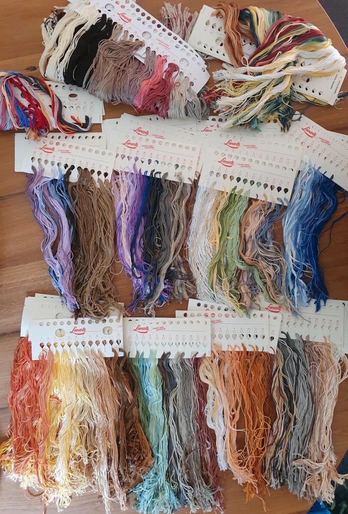 partij Lanarte garenkaarten 3000 DMC borduurgaren strengen, Hobby en Vrije tijd, Borduren en Borduurmachines, Nieuw, Borduurgaren of Zijde